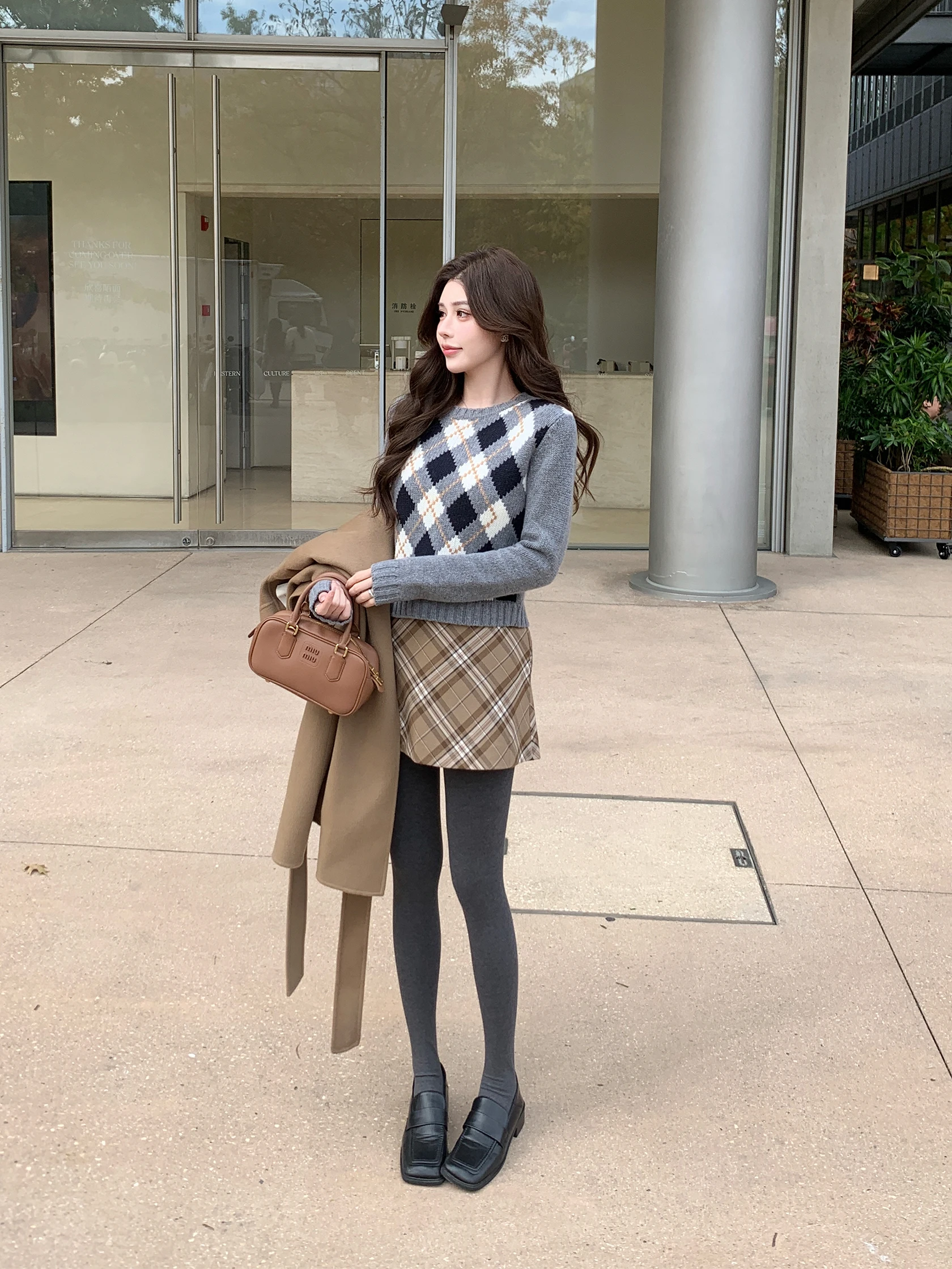 

ORGIRIS ey College Miu Series Ретро-свитер с бриллиантовым узором, вязаный шерстяной свитер, новинка 2025 года, женский, для повседневной носки, теплый, стильный.