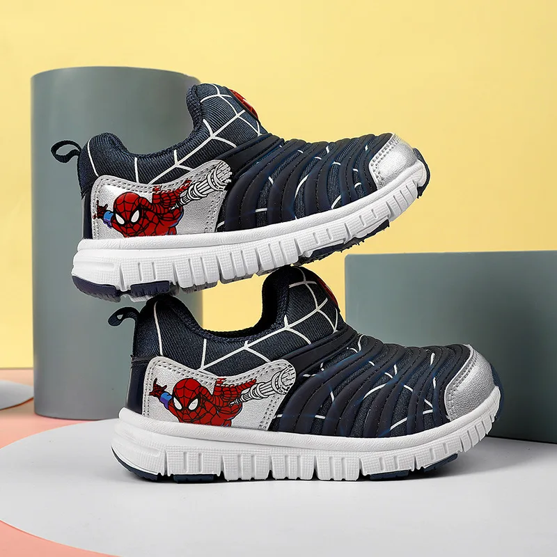 

Детская повседневная обувь, кроссовки из искусственной кожи, весенняя обувь с героями мультфильмов для детей, нескользящая обувь, черные слипоны ​ Синий размер 24-35