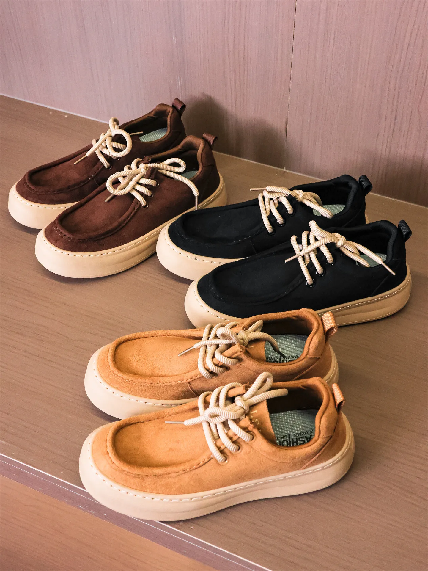 

Мужские повседневные модные зимние ботинки на толстой подошве, увеличивающие рост, в стиле кенгуру, из винтажной оленьей кожи, для работы, офиса, отдыха и спорта