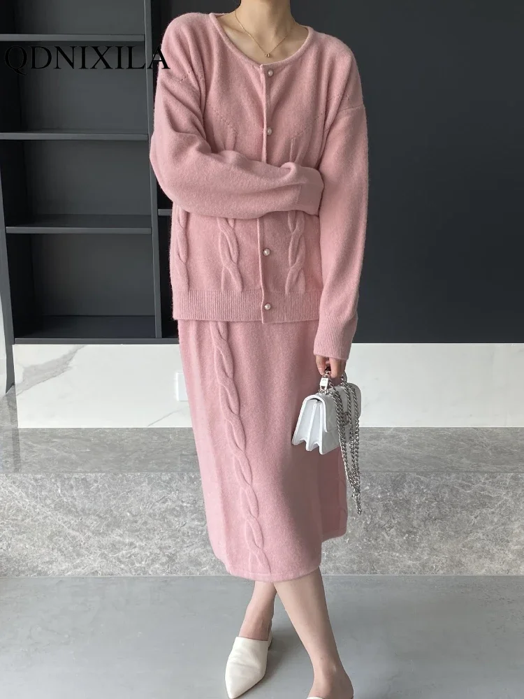 

Sets To Dress 2023 Autumn Winter New In Suit Knitted Round Necked Cardigan Half Skirt Sets for Women 2 Pieces Clothes for Women