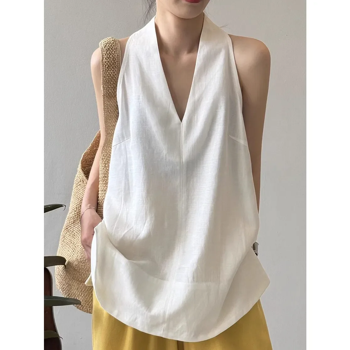 White V Neck Sleeveless Blouse Loose Fit Mid Length Cotton Linen Blend Women Casual Summer Top