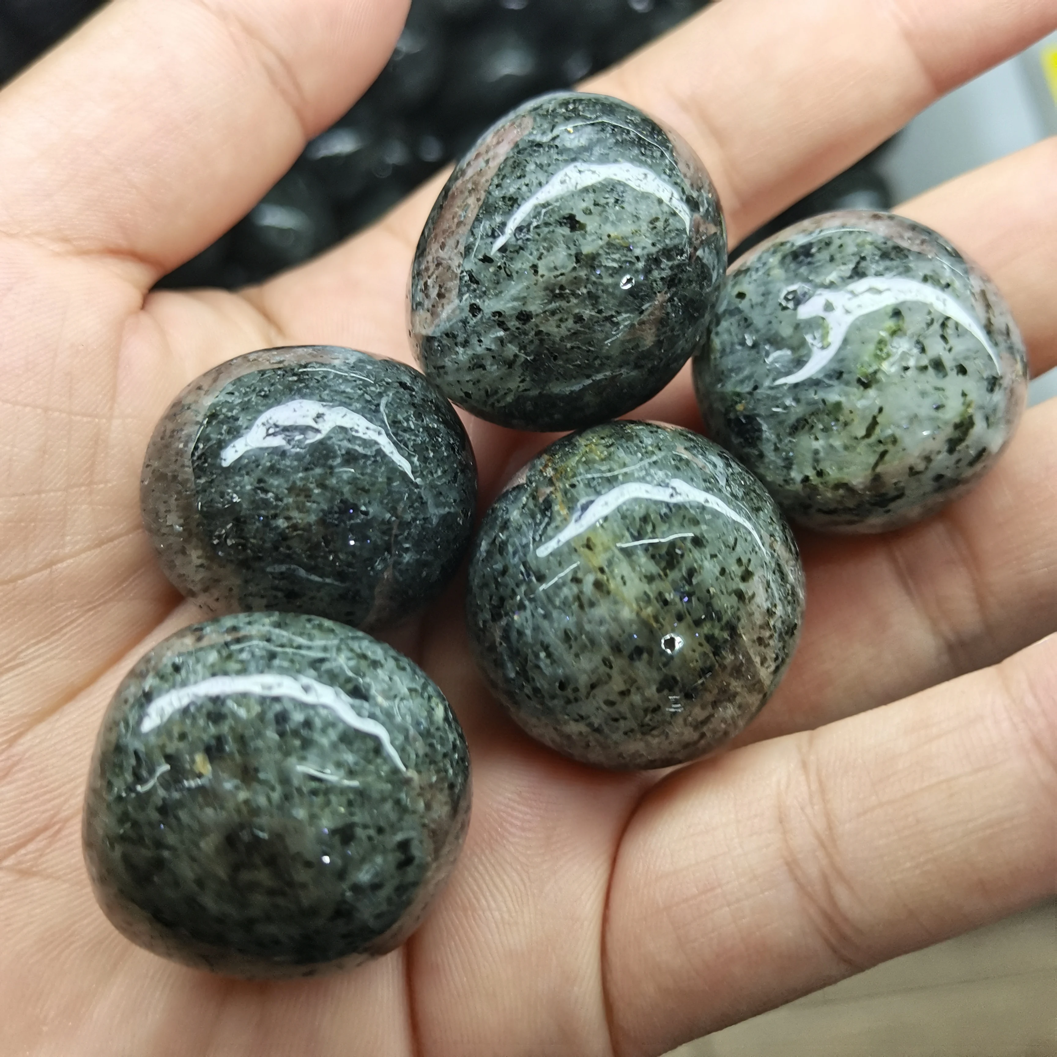 

1kg Natural dragon fruit Tumbled Rolling Quartz Reiki Healing Crystal Aquarium Stone Ore Energy Meditation For Home Decoration