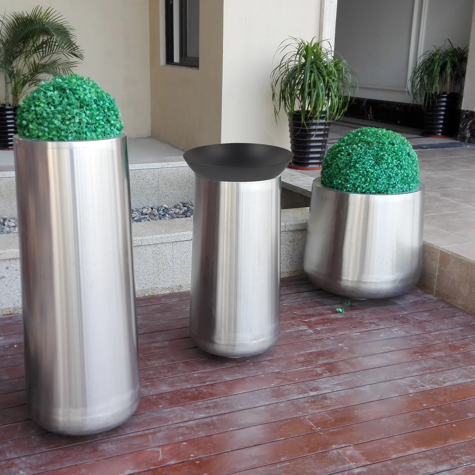 

Metal Ashtray Floor Standing Retro Design Heavy Duty Cigarette Butt Holder For Hotel Lobby Living Room Indoor Trash Can