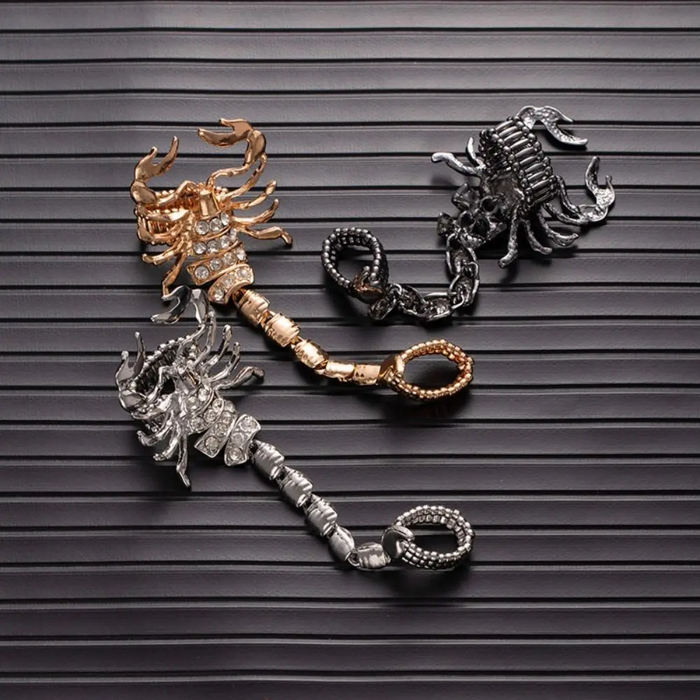 

Hip Hop Silver Scorpion Chain Ring Black Rhinestone Vintage Gold Ring Hollow Adjustable Irregular Ring Hand Accessories