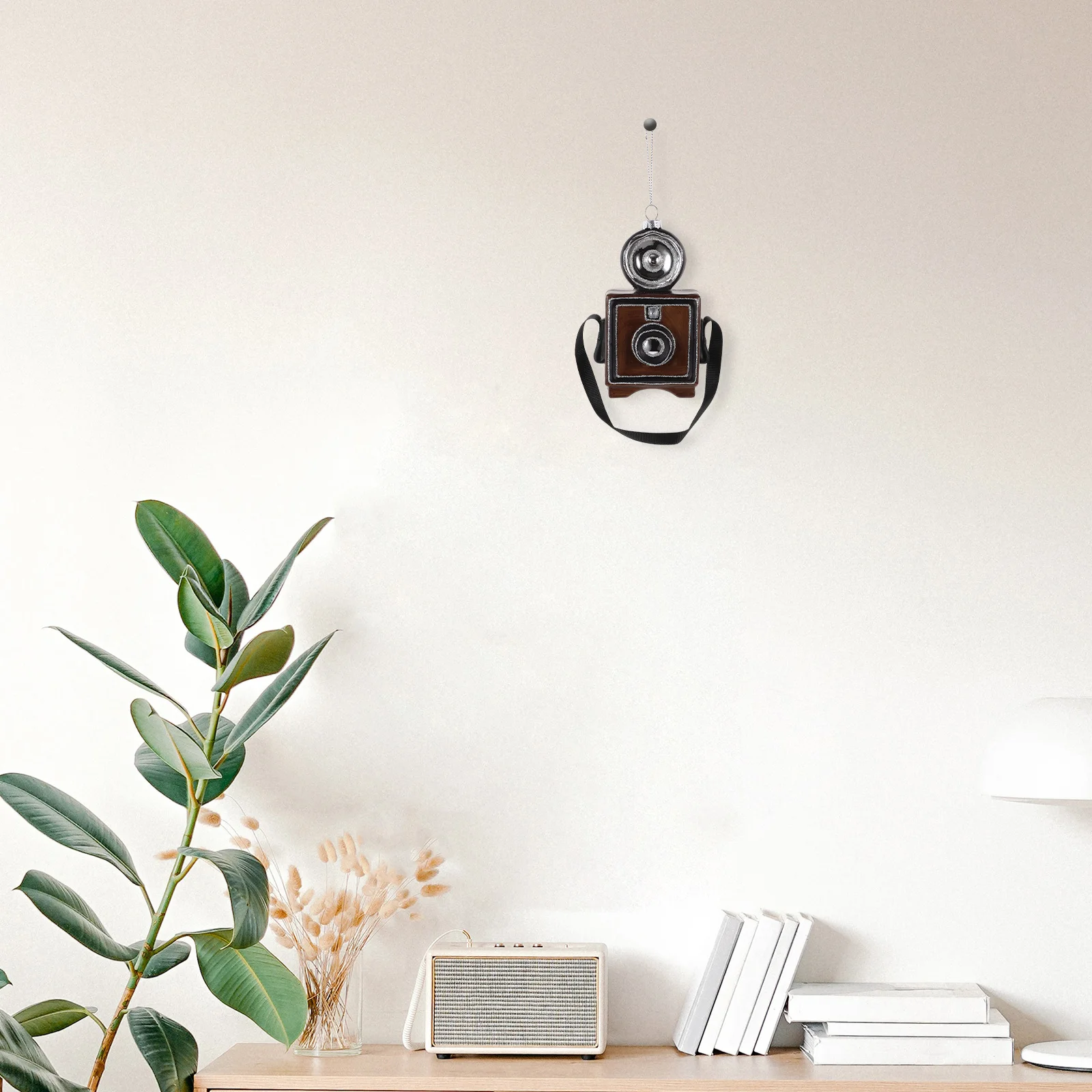 

Creative Retro Camera Decoration Vintage Camera Pendant Christmas Tree Hanging Charm Dining Table Home Decor Dining Table Decor