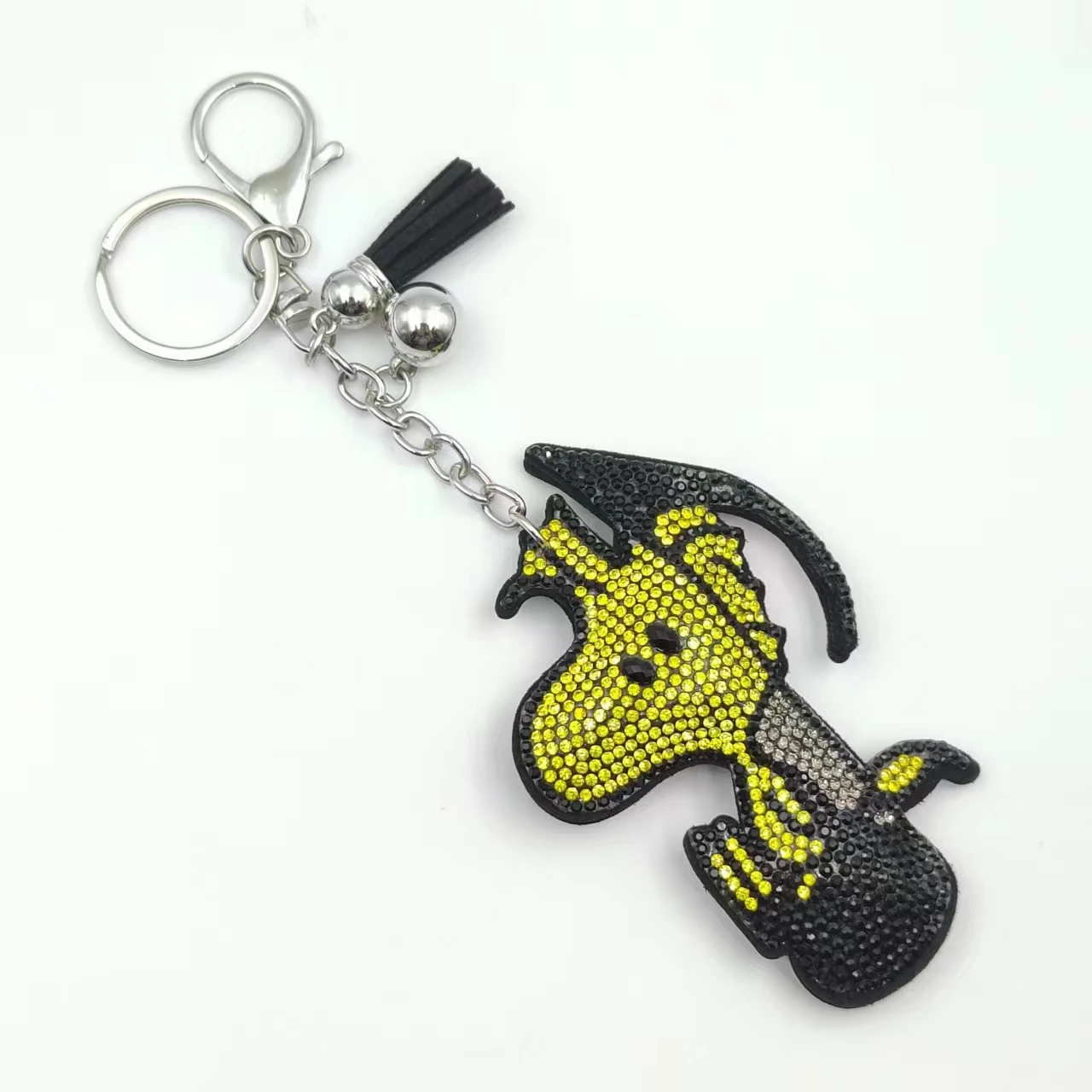 

Cartoon Dog Snoopy Keychain Pendant Blue Crystal Jewellery Keychain with Metal Keyring and Tassel Wholesale Price Kid Gift