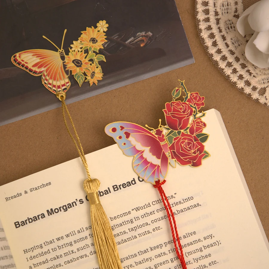 Marcapáginas de mariposa de metal de alta gama, regalo de papelería para estudiantes, clip de libro creativo, flor de amor, regalo conmemorativo, 1 pieza