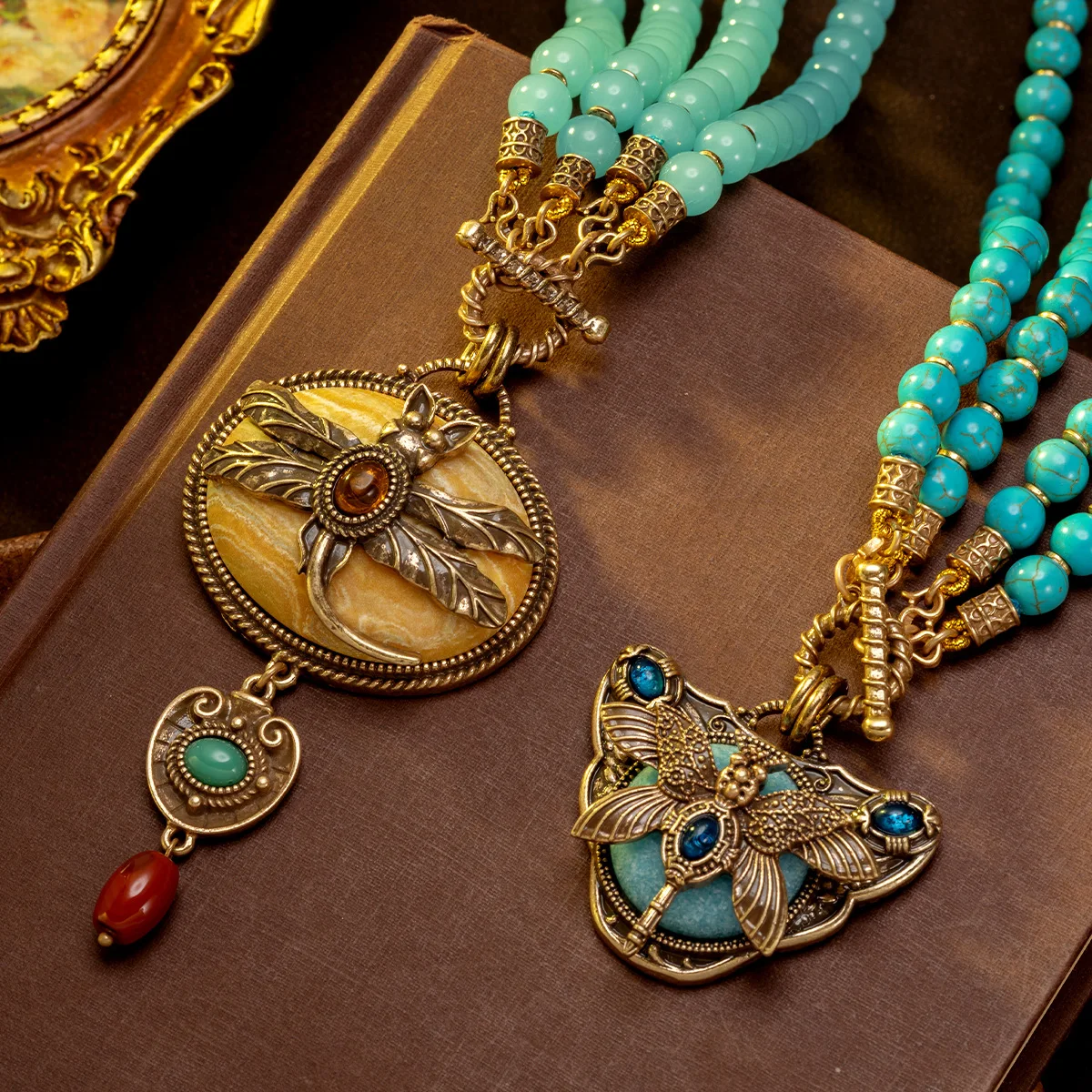 Vintage Agate Turquoise Necklace, Animal Dragonfly Necklace Exaggerated Retro Pendant Necklace