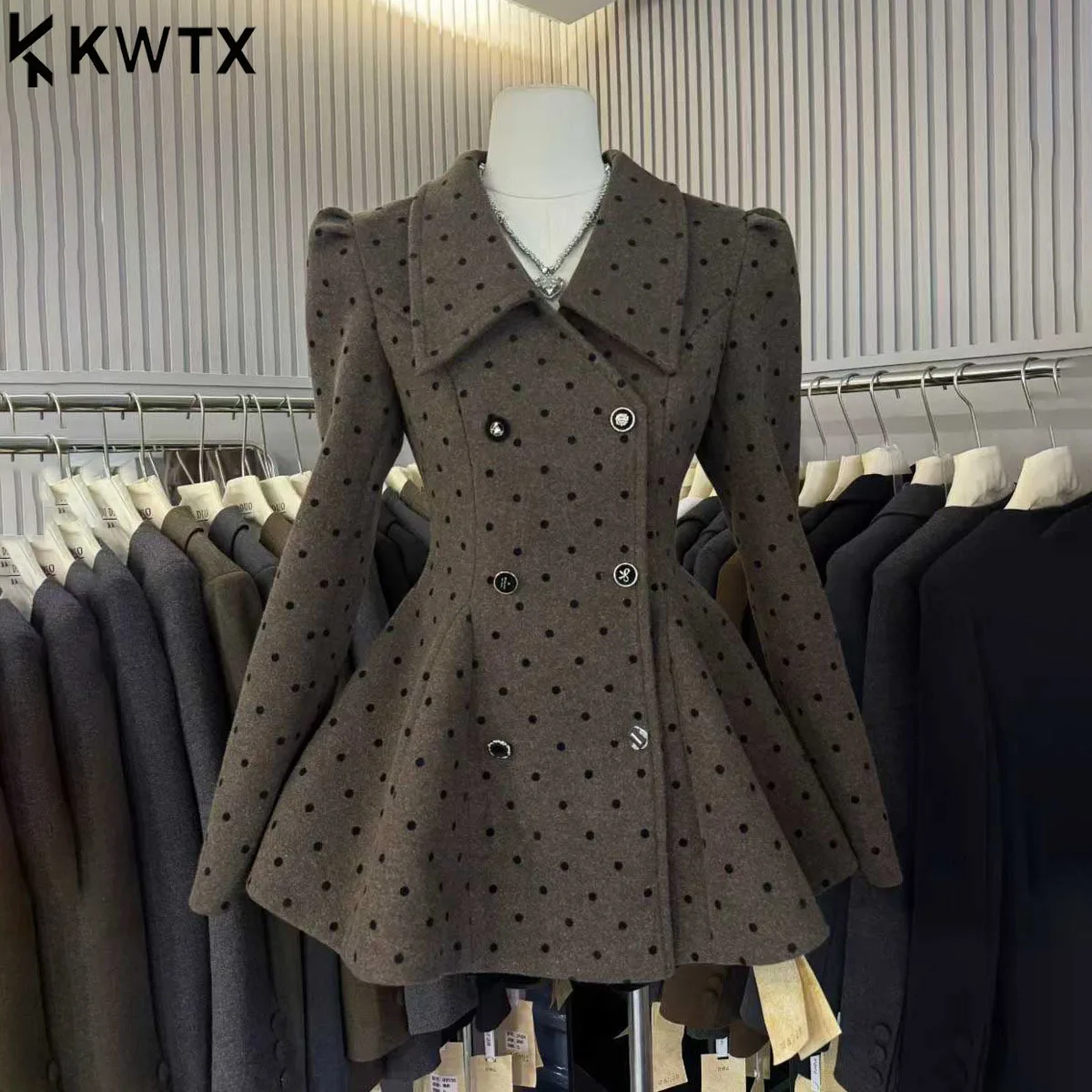 

KWTX женское зимнее платье, шерстяная двубортная плиссированная юбка с поясом, цветной блок в горошек, винтажная элегантная повседневная шикарная новинка 2025 г.