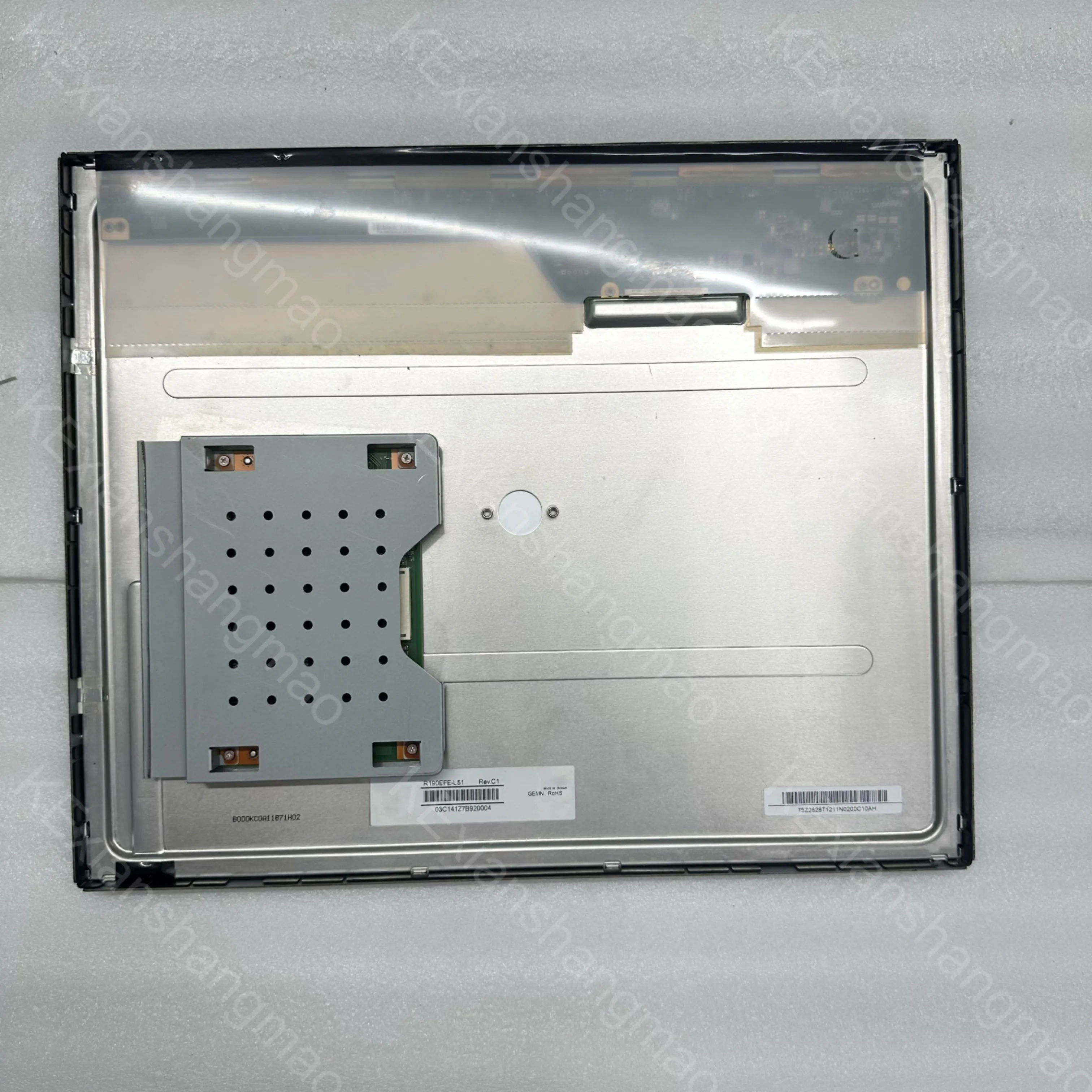 

Оригинальный 19-дюймовый экран дисплея R190EFE-L62