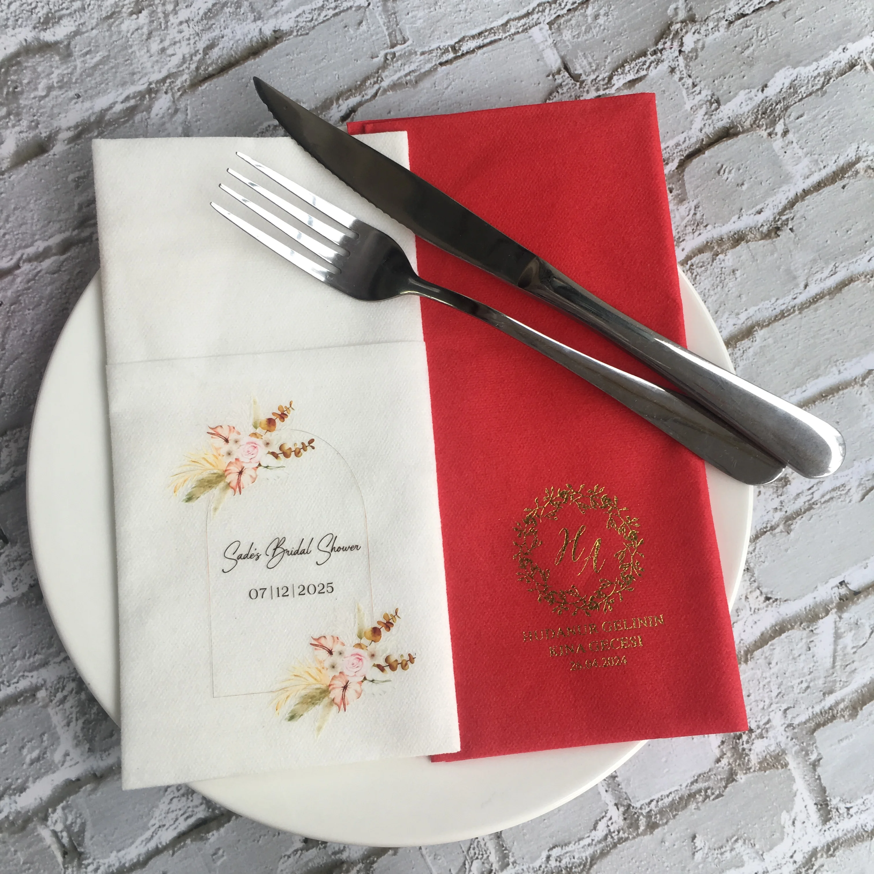 

50pcs Personalized napkins, Soft linen like napkins disposable, Gold foil, Personalized napkins, DINNER,napkins, Wedding napkins