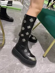 Modne buty designerskie damskie buty z prawdziwej skóry w stylu Punk z okrągłym noskiem z grubym tyłem i suwakiem motocyklowe długie buty damskie