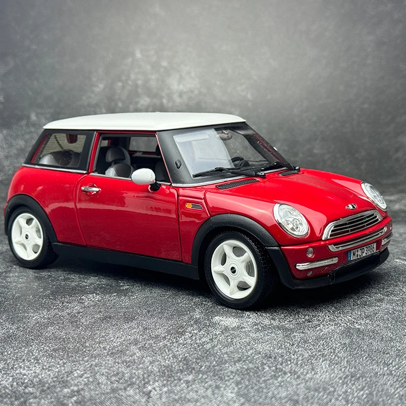 Bburago 1:18 for BMW mini cooper car model holiday gift display Static display collection