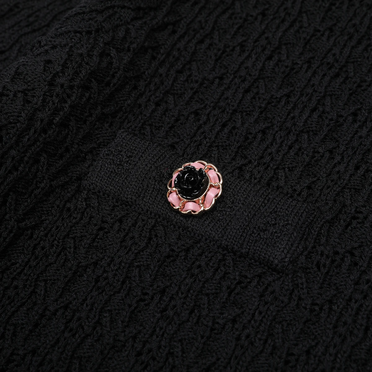 High Quality Spring And Autumn New Women's Fashionable Three-Dimensional Flower Button Knitted Round Neck Cardigan Top Jacket