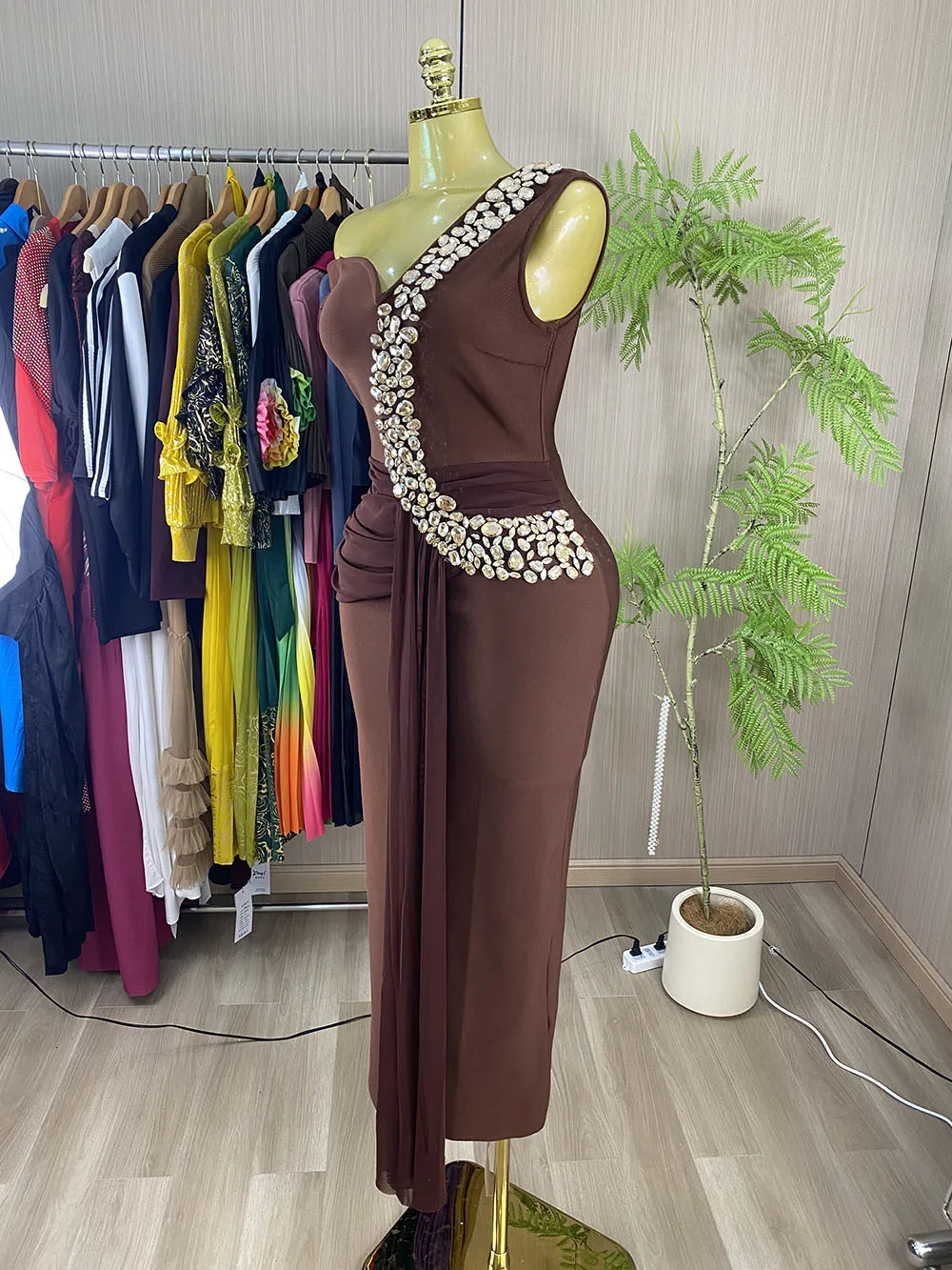 Sexy, form-fitting, ruched bandage maxi dress—perfect for celebrity-style galas, wedding guest attire, or parties.-GZXX1143