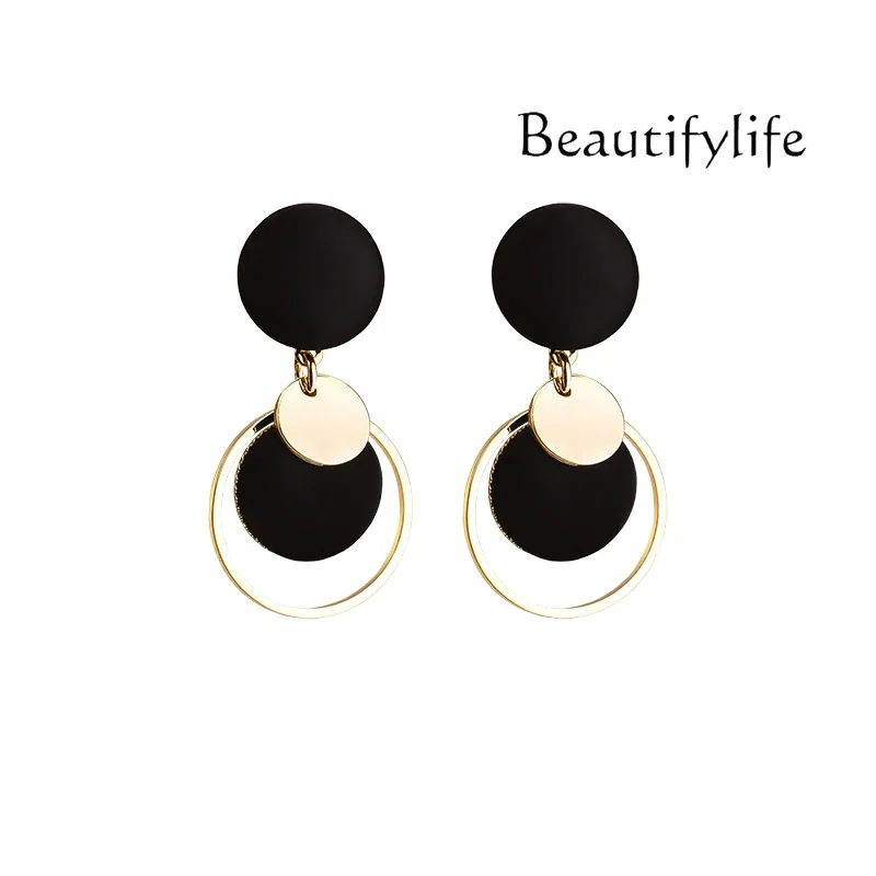 

W W Elegant High-Grade Earrings Niche Circle Design Earrings