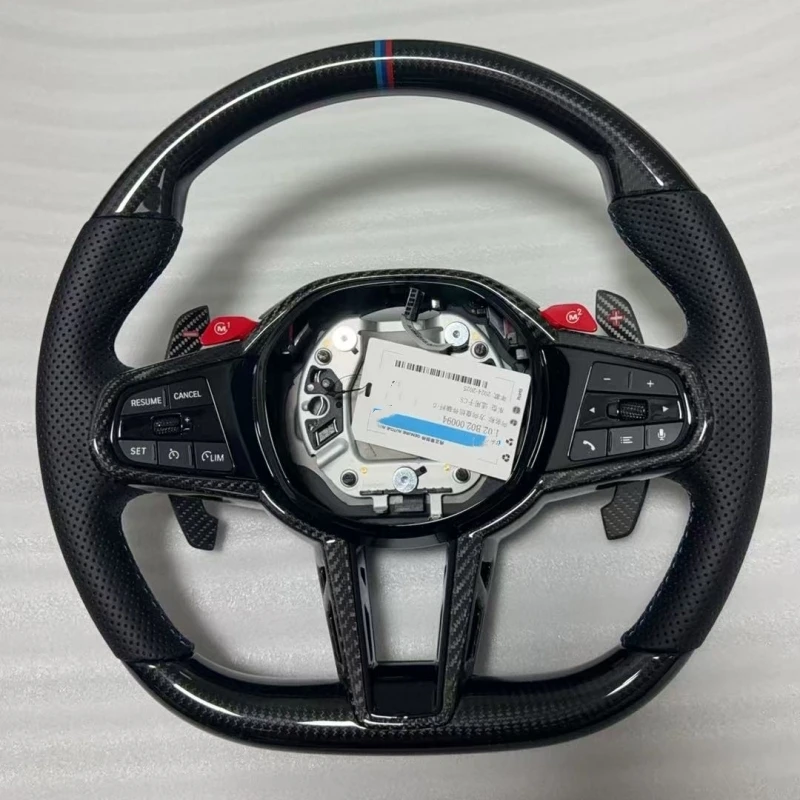 Für BMW CS F10 F11 GT F07 M5 F90 M6 F06 F12 F13 M8 F91 F92 F93 F01 F02 F03 F06 10-18 Modifiziertes Carbon-Lenkrad – Detail 3