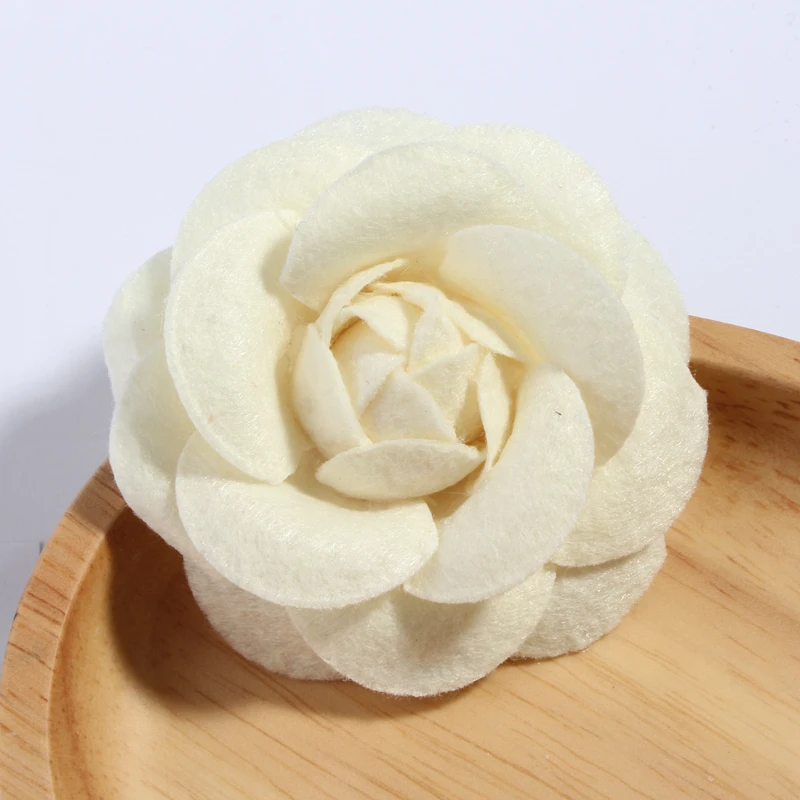 

120pcs/lot 9colors 6.5cm Rolled Petal Rose Artificial Fabric Flowers with leaves For Wedding Decoration DIY Decorative Wreath