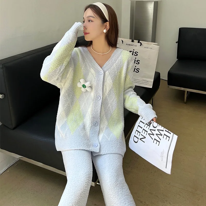 Winter Women Flannel Sleepwear High-End Feather Yarn Warm Women's Nighty Suit Lady 2 pieces Set Pyjamas Free Shipping Clearance