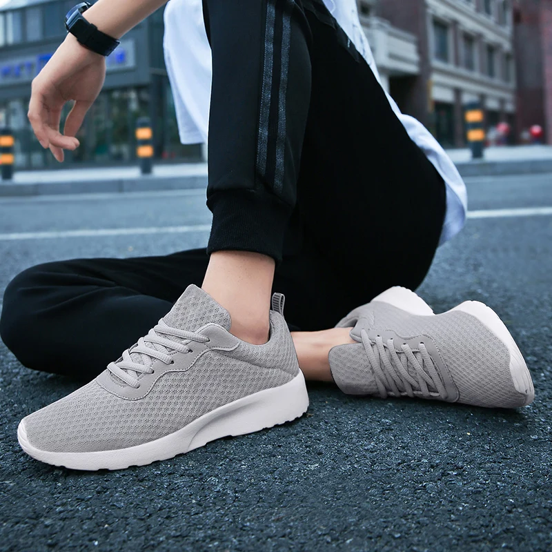 Men Casual Sport Shoes Breathable Lightweight Sneakers Outdoor Mesh Black Running Shoes Athletic Jogging Tenis Walking Shoes 48