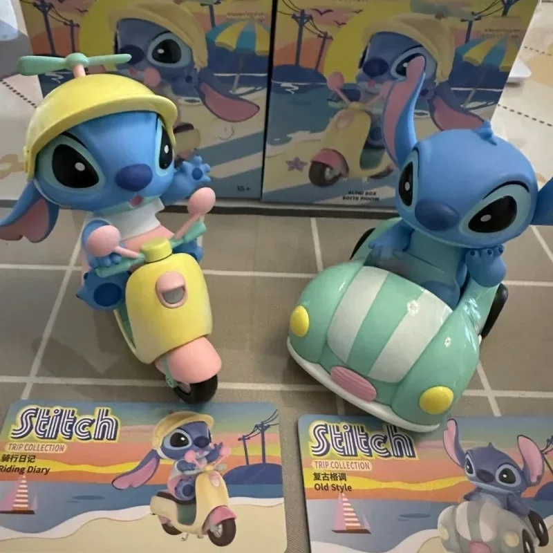 Miniso Kawaii Mystery Box Disney Stitch Lilo & Stitch Tour Series Blind Box Anime Figure Doll Desktop Ornament Toy Regalo di compleanno