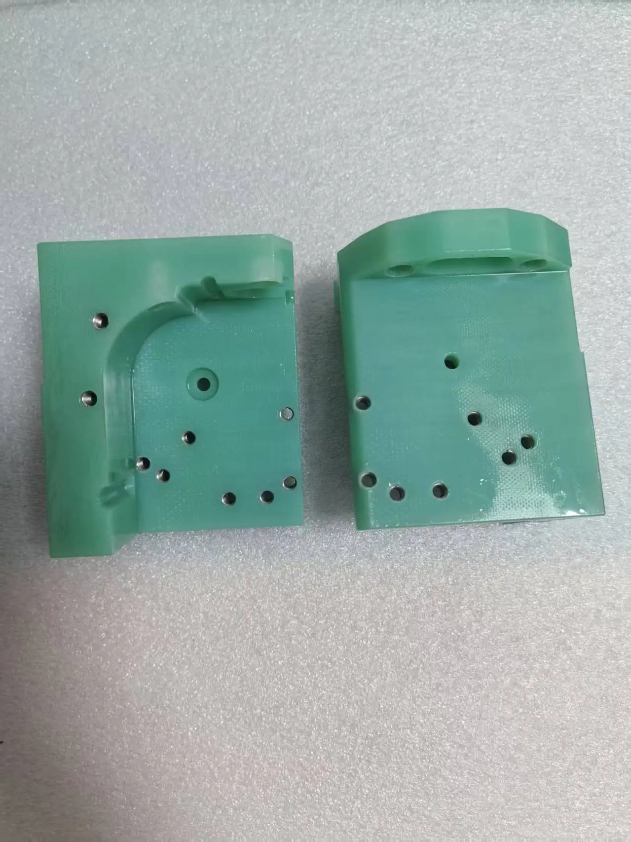 Wear Parts,A290-8110-Y761,F309 Lower Isolator Plate/Guide Base apply for Fanuc Wire cut EDM Machine,1pcs