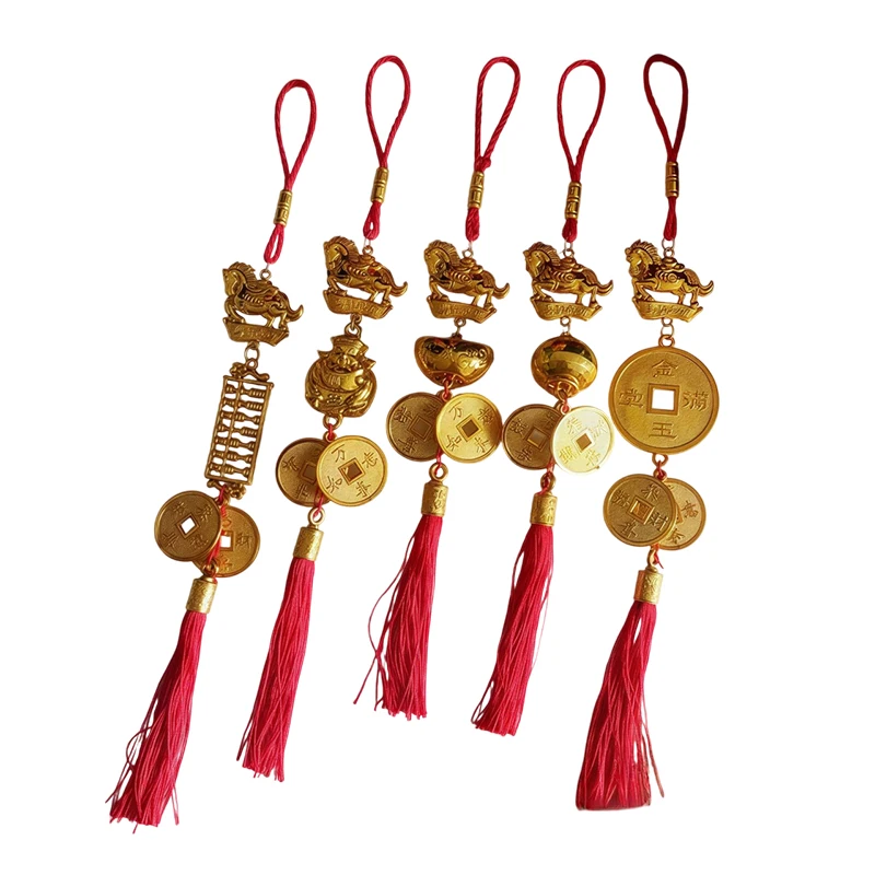 السنة الصينية الجديدة الذهب اللون البلاستيك الحصان قلادة طويلة شرابة حمراء الحلي للسيارة ديكور المنزل محظوظ سحر شنقا الديكور