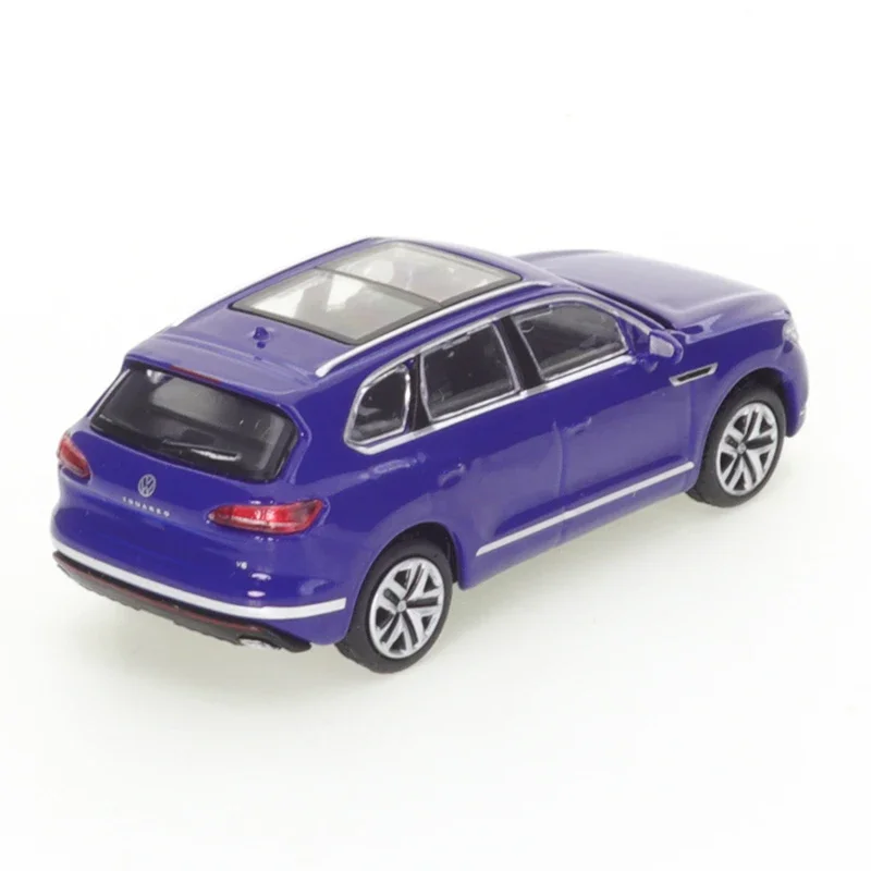 JKM1:64 Volkswagen Touareg SUV Blue Alloy Diecast Car Model Metal Cast Vehicle Toys for Children Collectable