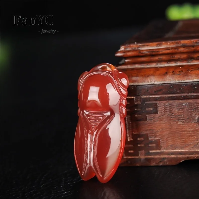 Natural Green Agate Cicada Peace Pendant Handcarved Men's and Women's Exquisite Fashion Lovely Jade Necklace Holiday Gift