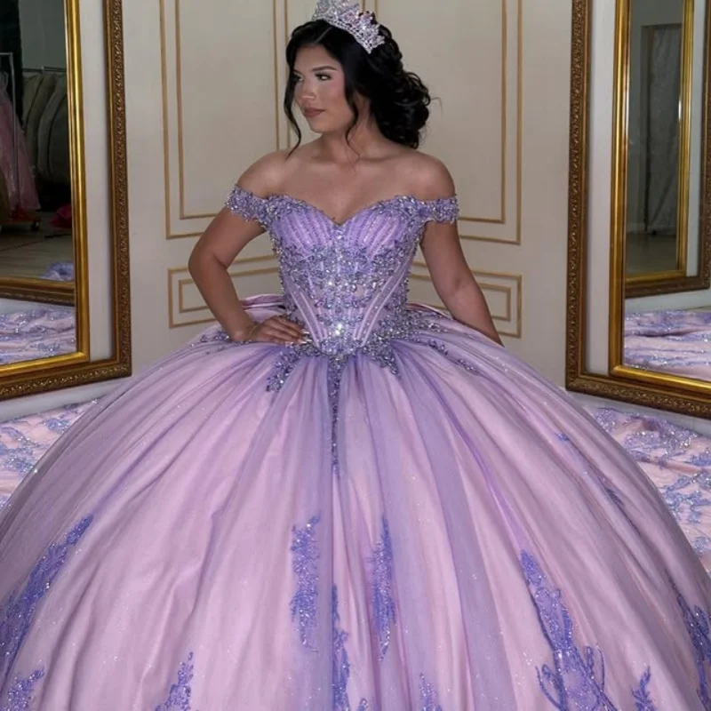 

Shiny lavender Quinceanera Dress Lace Tull sequins decal crystal flower Bow vestidos de 15 Quinceanera ﻿Customized