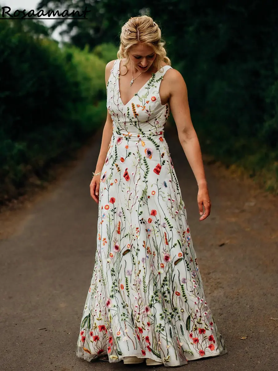 Village Floral Embroidery A-Line Wedding Dresses V-Neck Sleeveless Boho Country Bridal Gowns