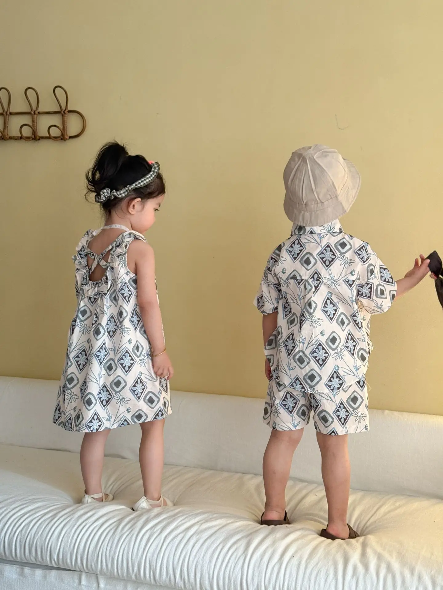 2026 New Boys Summer Clothes 2pcs Shorts Set Children Beach Vacation Brother and Sister Outfits Kids Girls Fashion Vest Dress