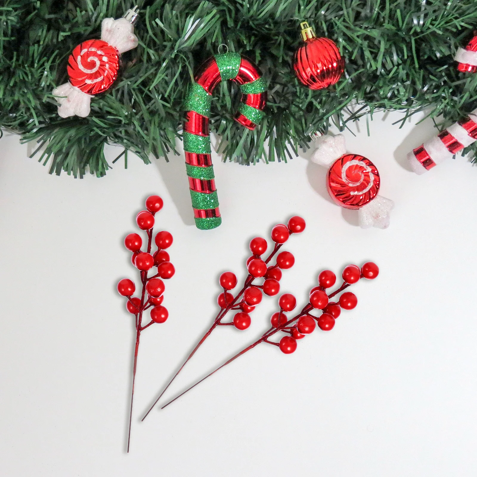 

20Pcs Simulation Christmas Red Berries Lifelike Artificial Berry Stems Party Decorations Home Decor Photo Props Xmas Berry Picks