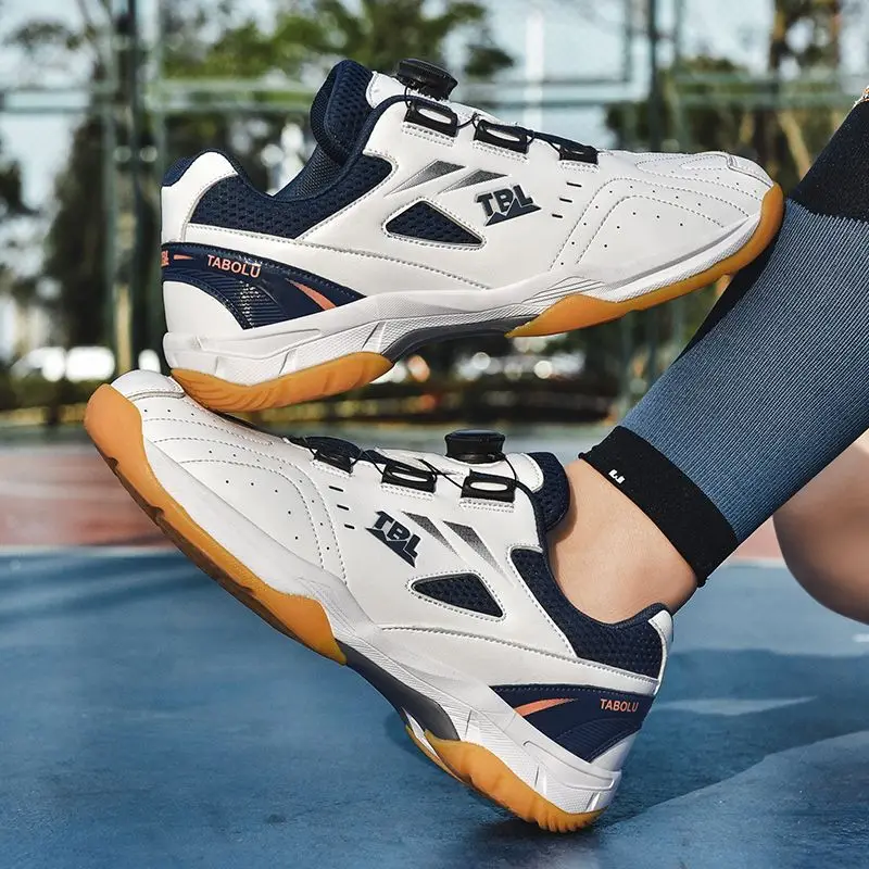 2026 New Arrival Badminton Shoes Non-Slip Man Indoor Court Shoes Quick Lacing Tennis Shoes Good Quality Mans Table Tennis Shoe