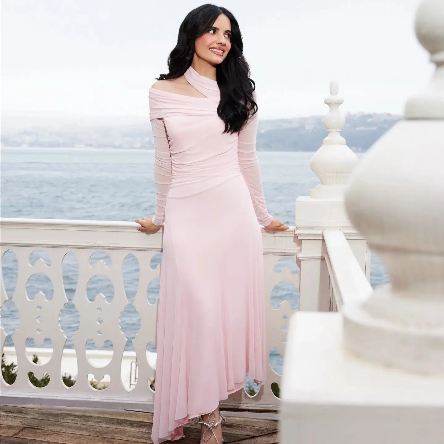 Elegant Pink Prom Dresses Saudi Arabia Evening Dress For Women High Neck Formal Wedding Party Dress Long Sleeves Customized