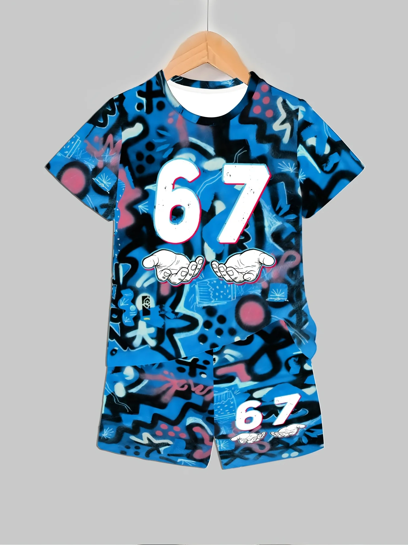 

2026 New Arrival "Graffiti 67" Men's Fashion Versatile T-shirt Set Suitable for Daily Wear and Competition Attire