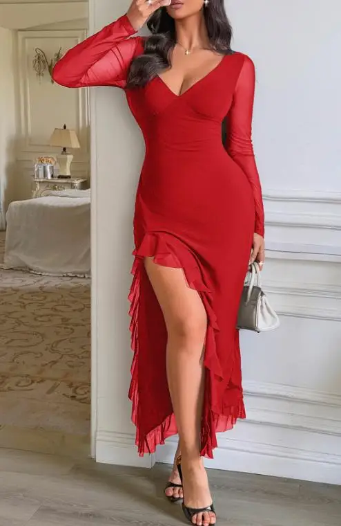 

Autumn New V-Neck Slim Fit Sexy Hip Hugging Dress for Women, Elegant and Sexy Black Fungus Edge Decoration High Slit Dress