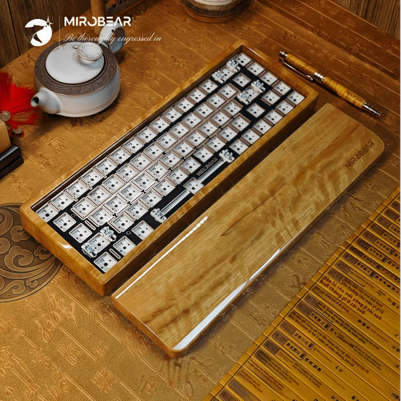 MR100 |   MR68 لوحة المفاتيح الميكانيكية الخيط الذهبي Nanmu ثلاثة وضع اتصال البيانو الخبز الورنيش مريح Ixpe رمح Underpad