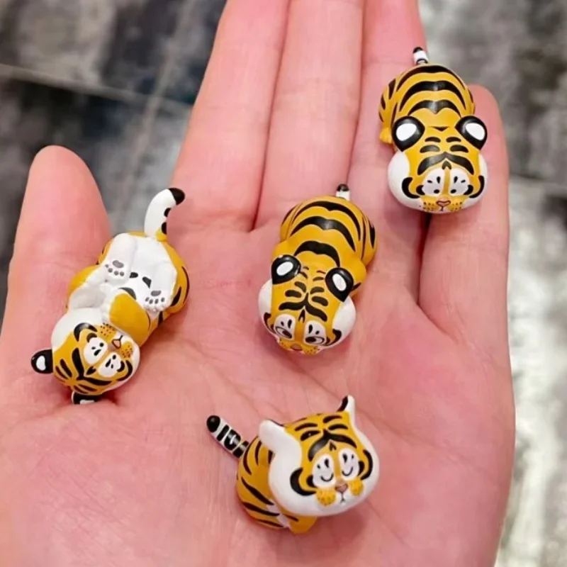 Original Blind Box Ich bin nicht fett Tiger Panghu mit Baby 2er Serie Anime Figur Puppe Spielzeug Trendy Spielen Kawaii Modell Geburtstagsgeschenk