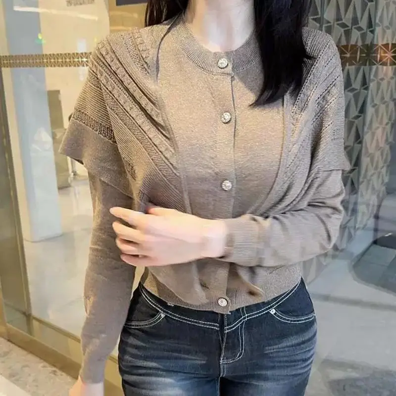 Dongda Gate New Style Women's Knitted Cardigan Shawl Two-Piece Set round Neck Sparkling Heavy-Loom Soft Polyester Blend Sprin...