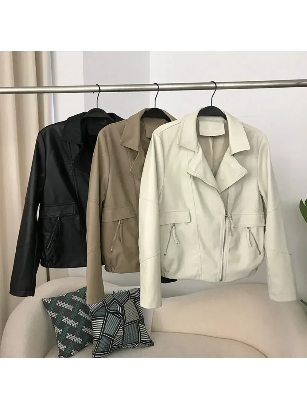 New Spring Autumn Fashion Vintage Faux Leather Jacket Women Moto Biker Leather Coats Casual Streetwear Zipper PU Outwear