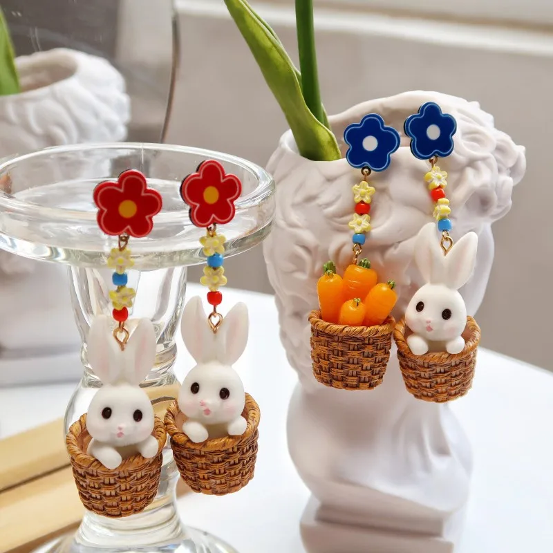

Cute Rabbit Resin Earrings Unique Rabbit and Carrot Design Asymmetric Earrings Cartoon Small Rabbit Earrings Jewelry Wholesale