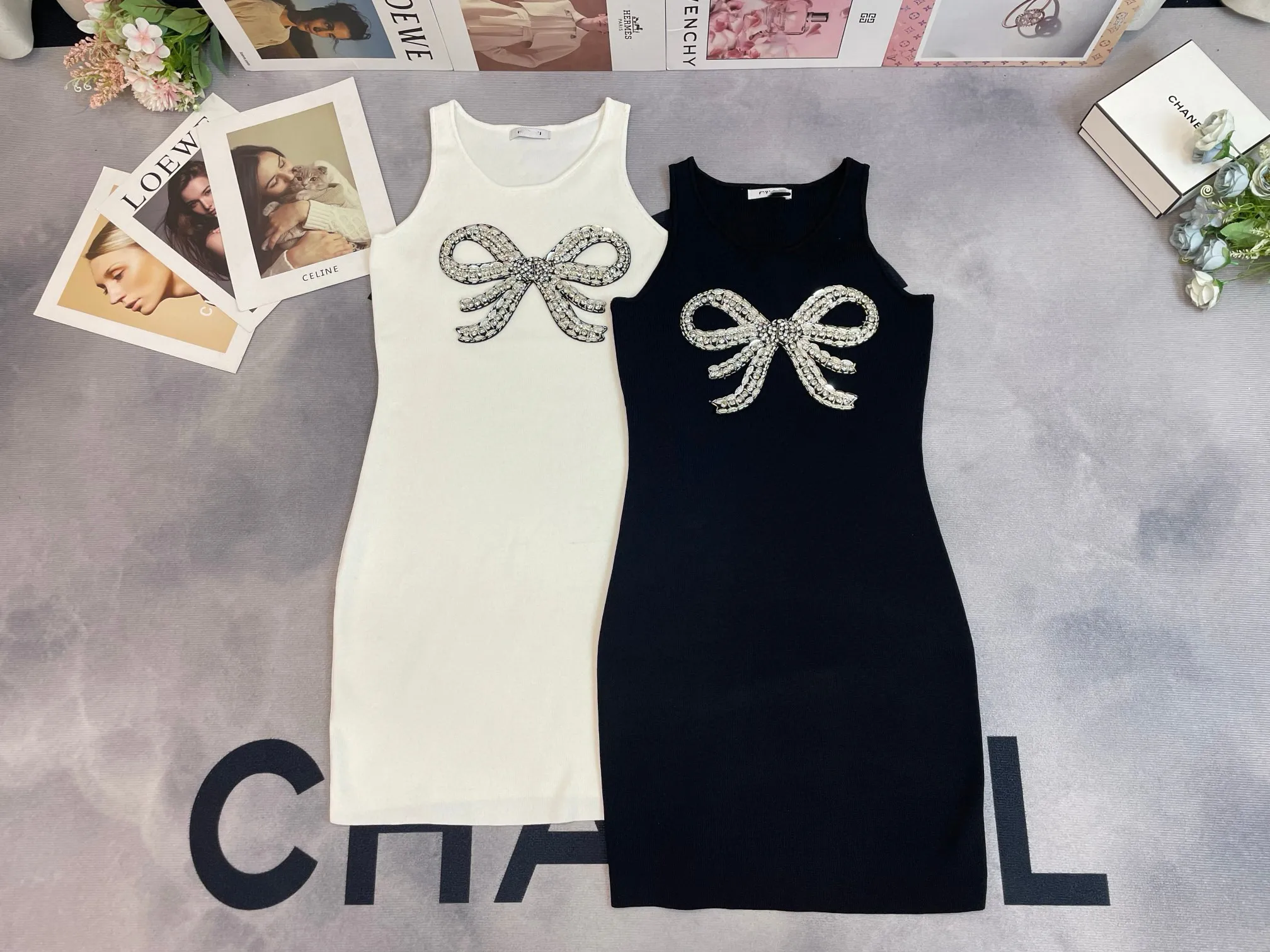 2024 Spring Summer Knitted New Heavy Industry Beading Sleeveless Dress Female Elegant Slim Fit Tank Top Short Dress G106