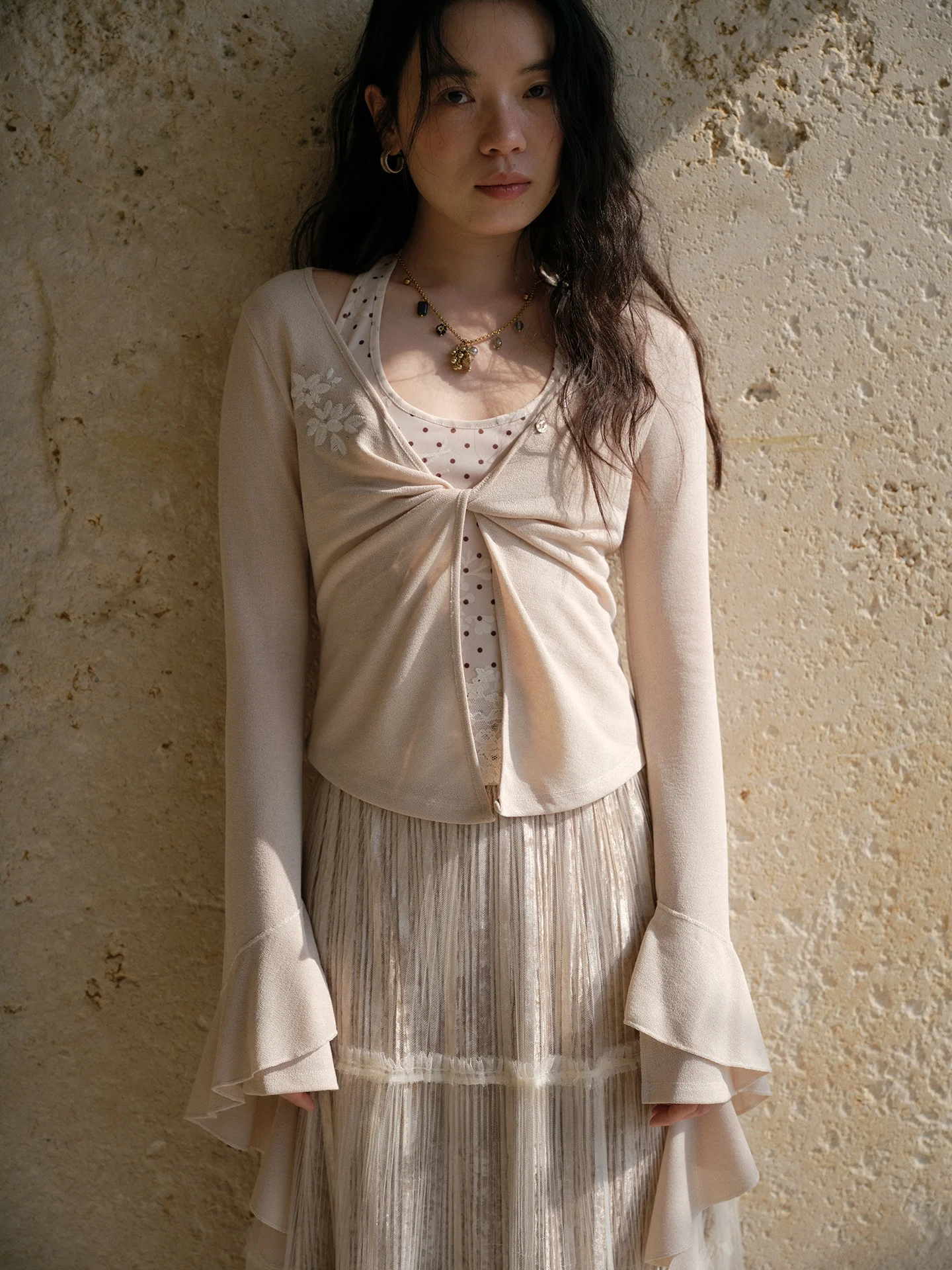 

EchoChic Embroidered Knitted Open Cardigan Top Women Early Spring Two-Piece Set Design Sensation Elegant Long Sleeve Blouse