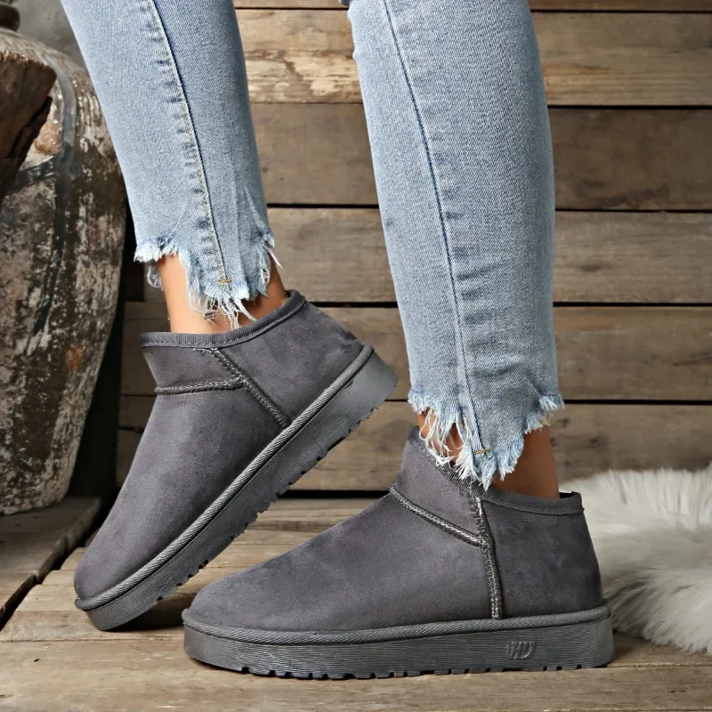 Botas de neve leves para mulheres, apartamentos, quentes, confortáveis, casuais, ao ar livre, caminhando, moda, novo, inverno, 2022