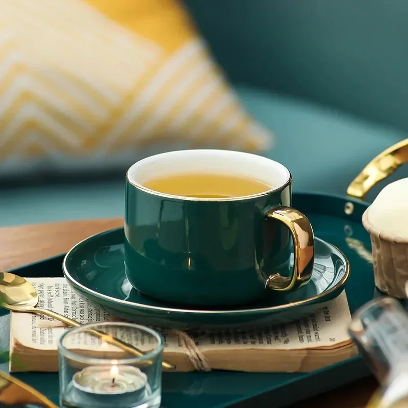 

Ceramic Coffee Cup Teacup Saucer Set Gold Trim Green Porcelain Coffee Milk Cup 200ml