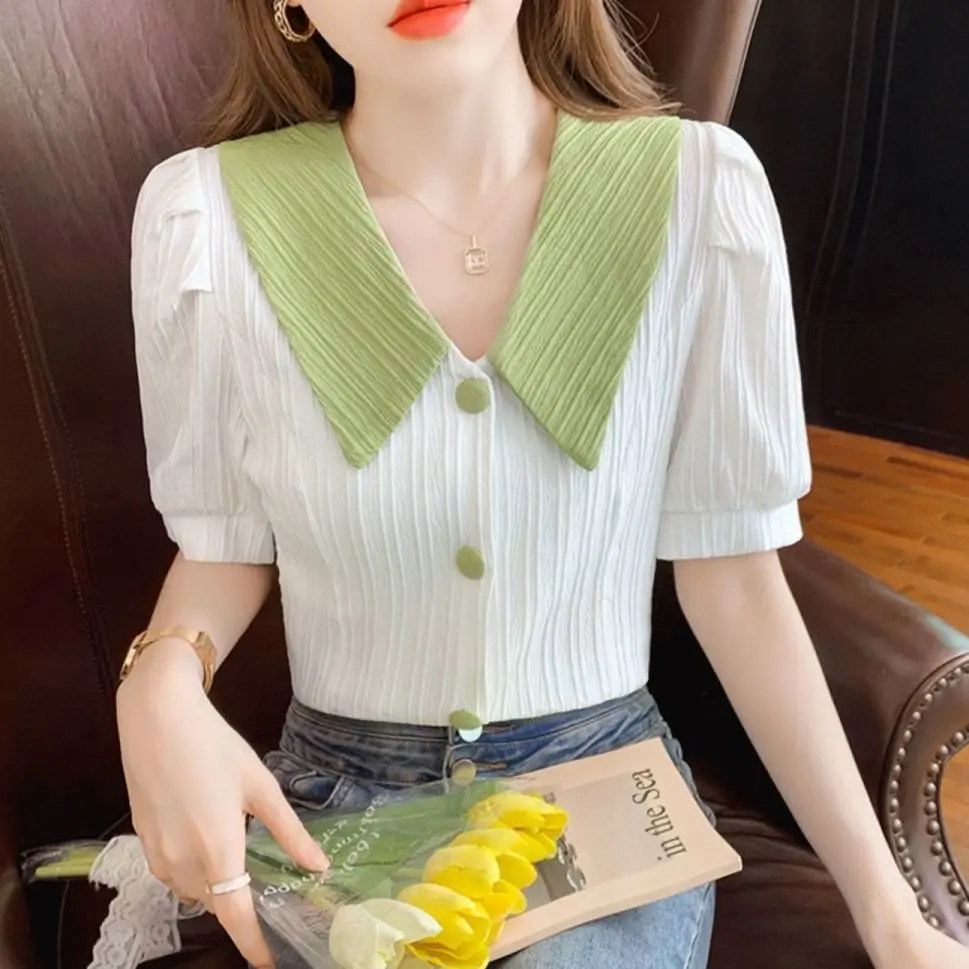 Camisa Feminina de Verão Nova com Gola Boneca e Manga Bufante em Blocos de Cores, Design Sensacional para um Público Seleto, ...