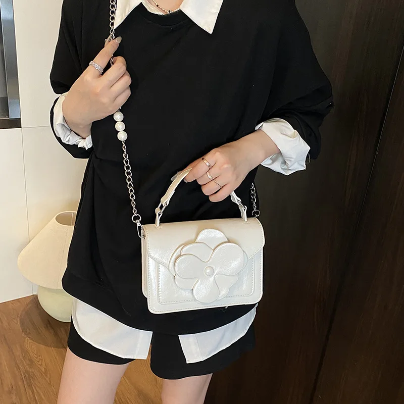 ハンドヘルド小さなスクエアバッグクロスボディバッグ女性のためのショルダーバッグフラワー甘いかわいい財布とハンドバッグデザイナーバッグ Сумка Женская