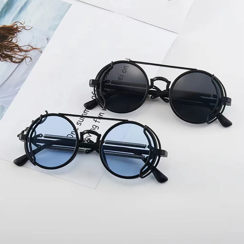 Gafas de sol Punk con montura pequeña para hombre y mujer, lentes de sol circulares, ahuecadas, con patas de espejo, a la moda, para tiro en la