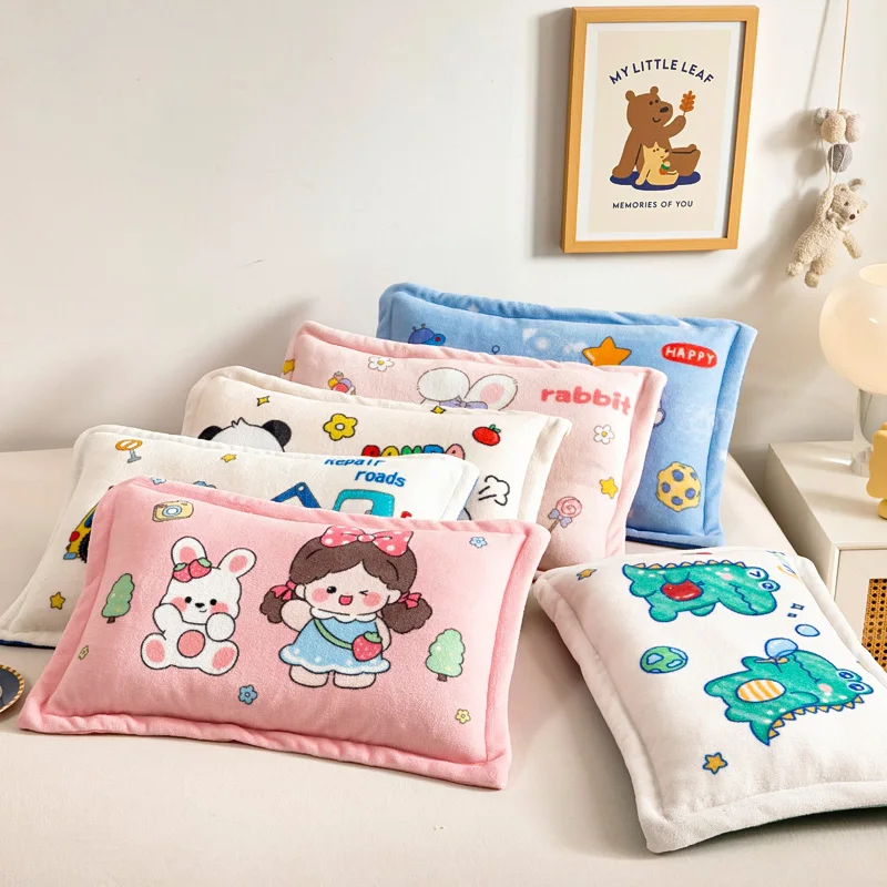 Kids Thick Warm Winter Pillowcase ,Velvet Flannel Skin-Friendly Pillowshams,Fluffy Fabric Pillow Covers Super Soft Home Textiles